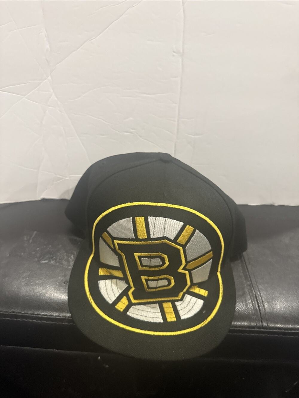 Boston Bruins Mitchell & Ness Adjustable Snapback Hat NHL Hockey Black Gold